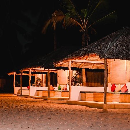 Sandy Edge Kalpitiya Bagian luar foto